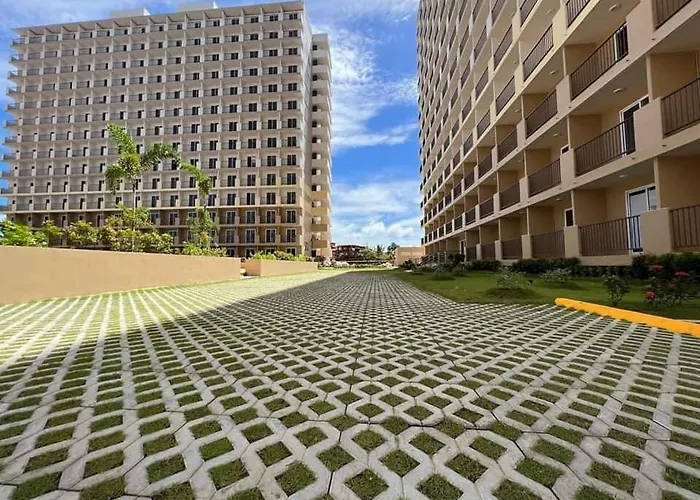 Lalastaycation Apartment